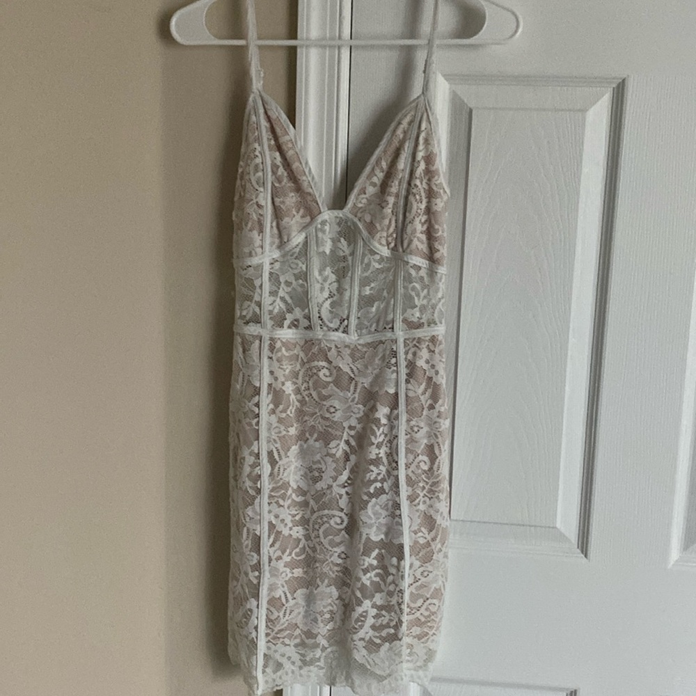 Lace mini dress